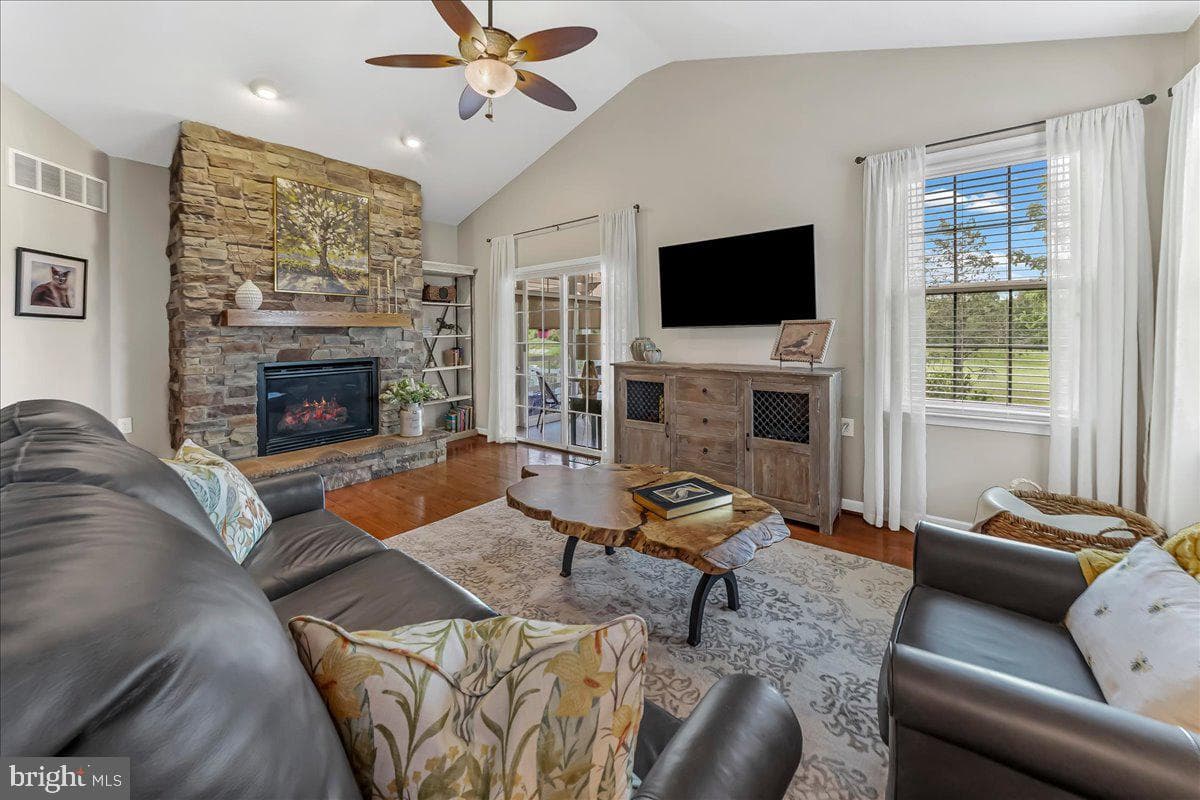 156 Masters Drive photo 26