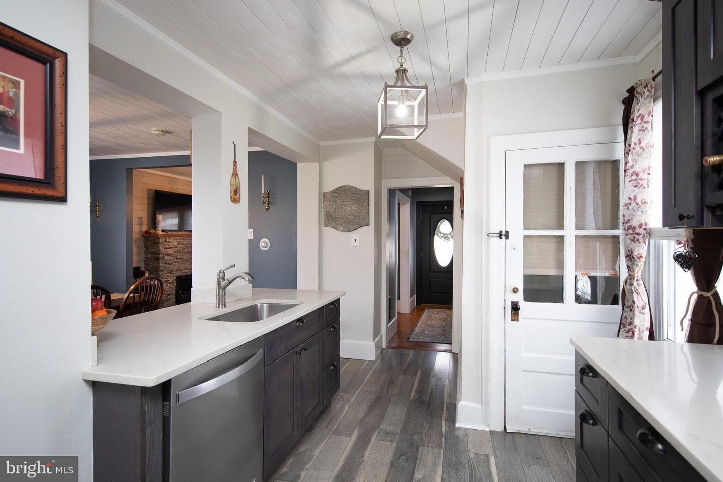 206 Wood Street photo 17