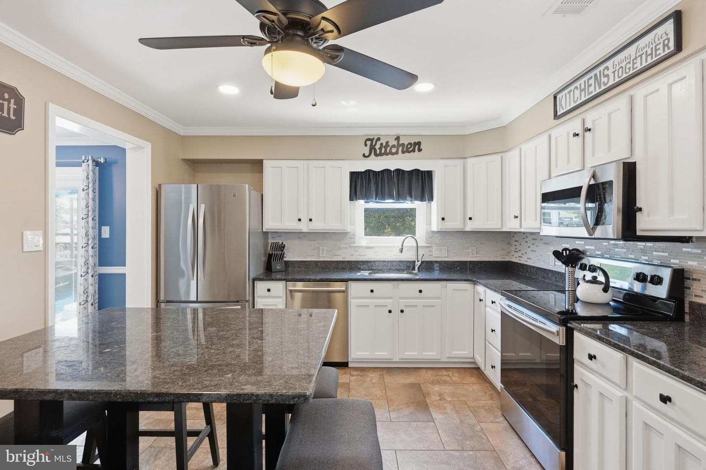 409 Saw Mill Lane #b photo 13