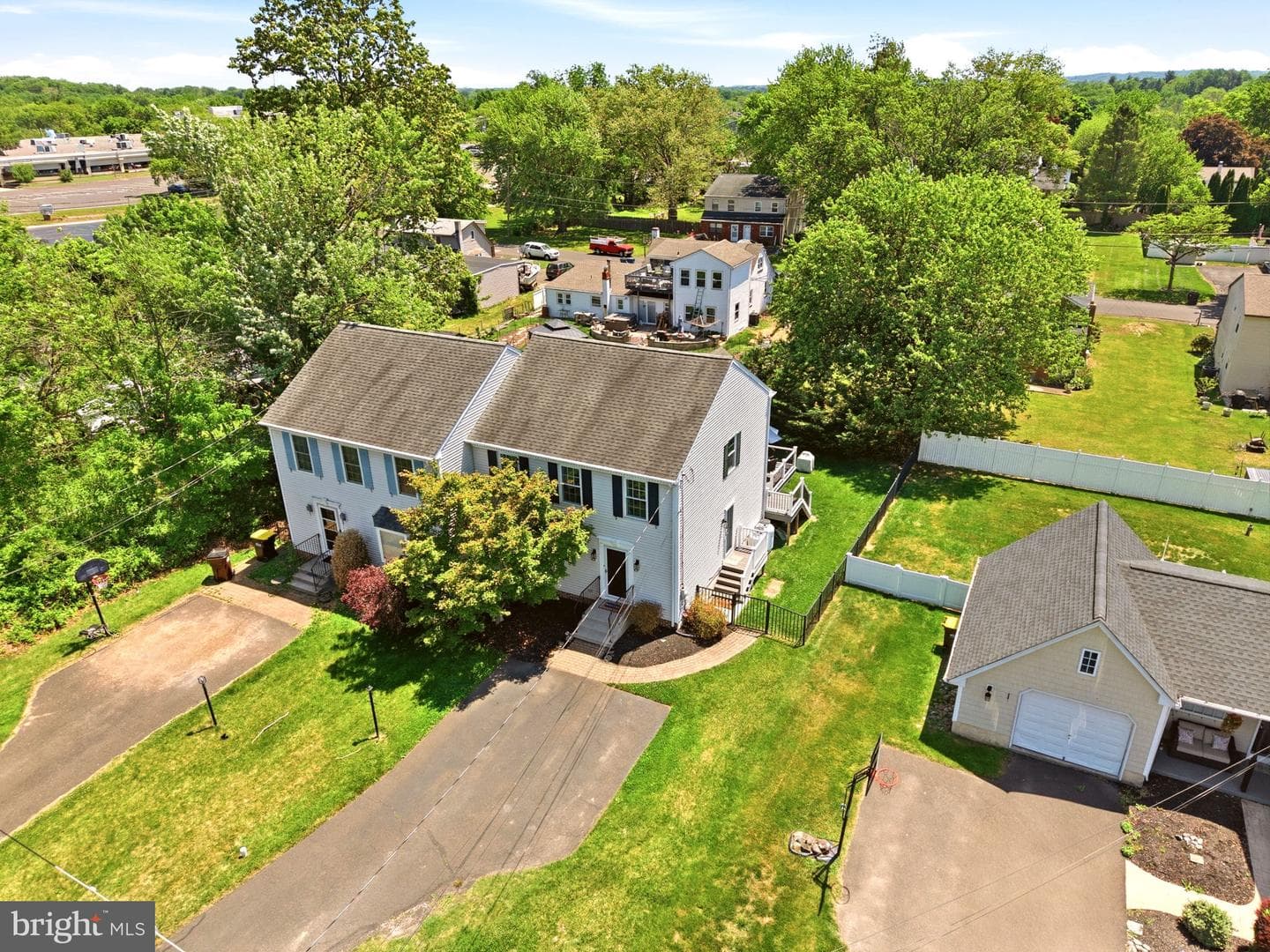 409 Saw Mill Lane #b photo 46