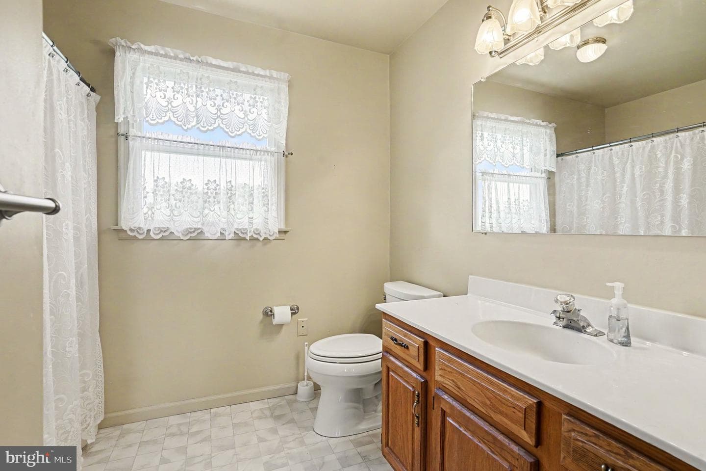 25 William Penn Drive photo 29