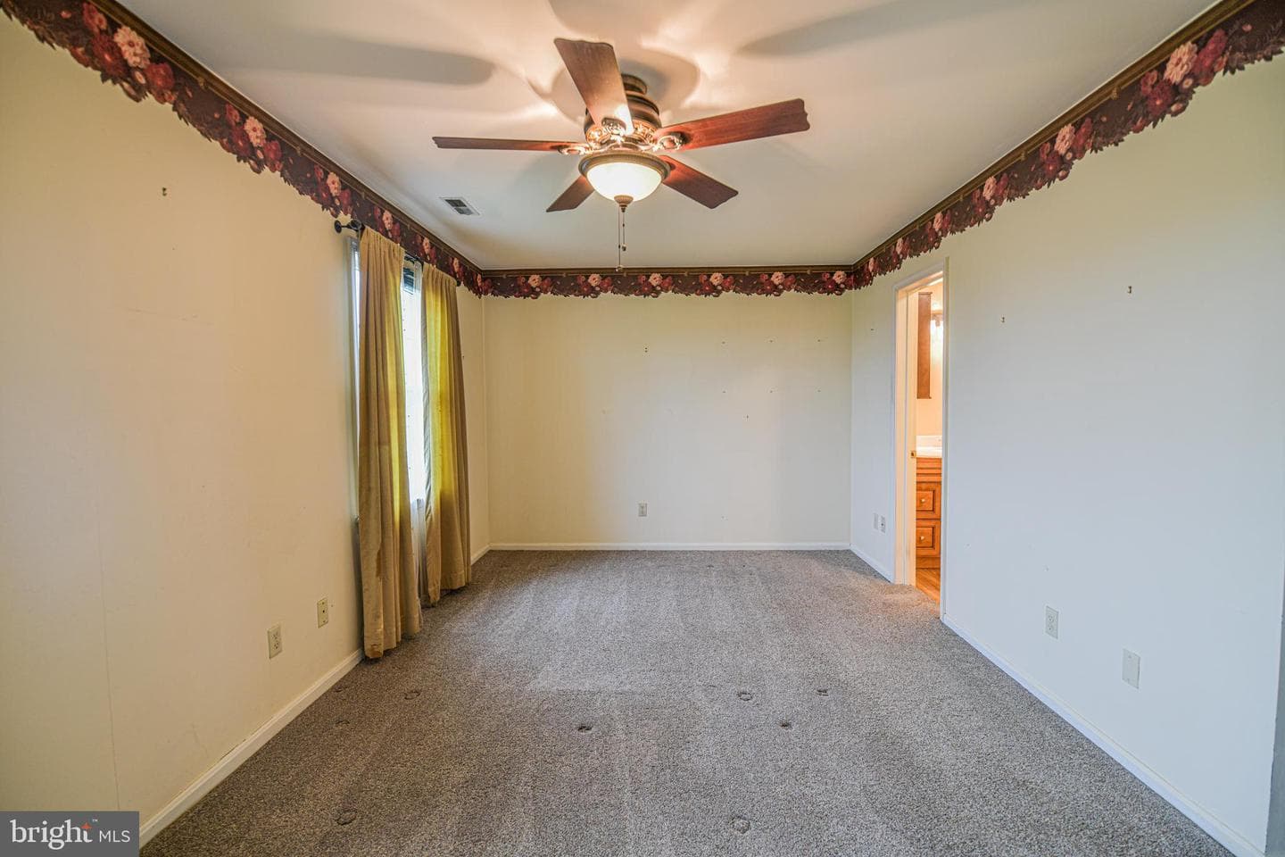 3415 Foxfield Circle photo 15