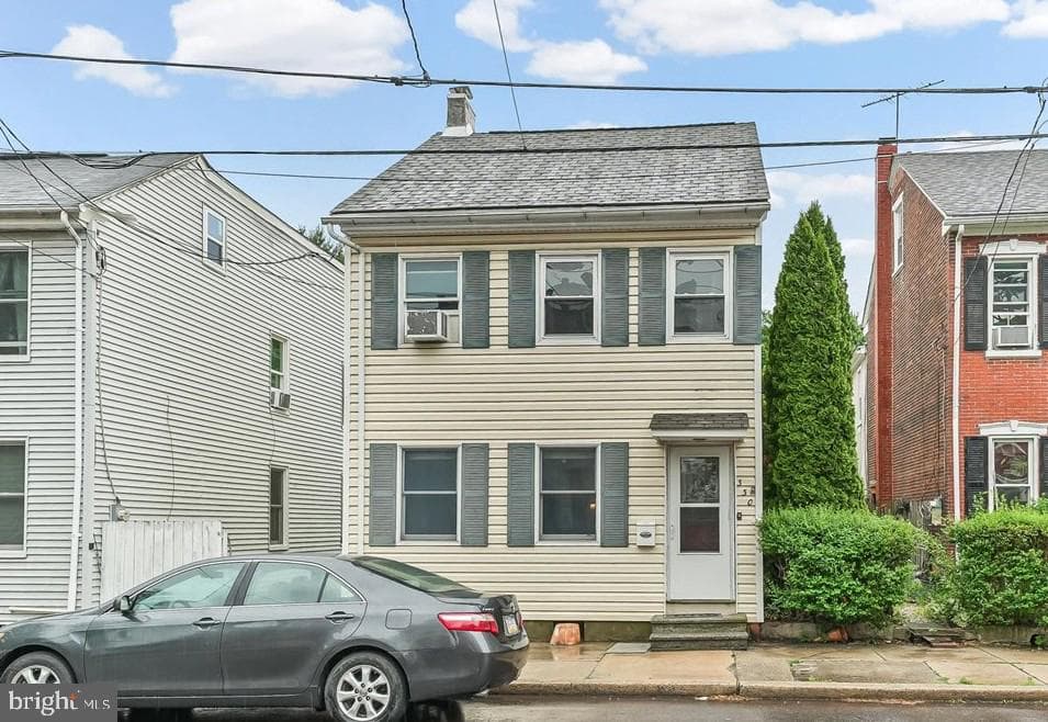 330 Cherry Street photo 2