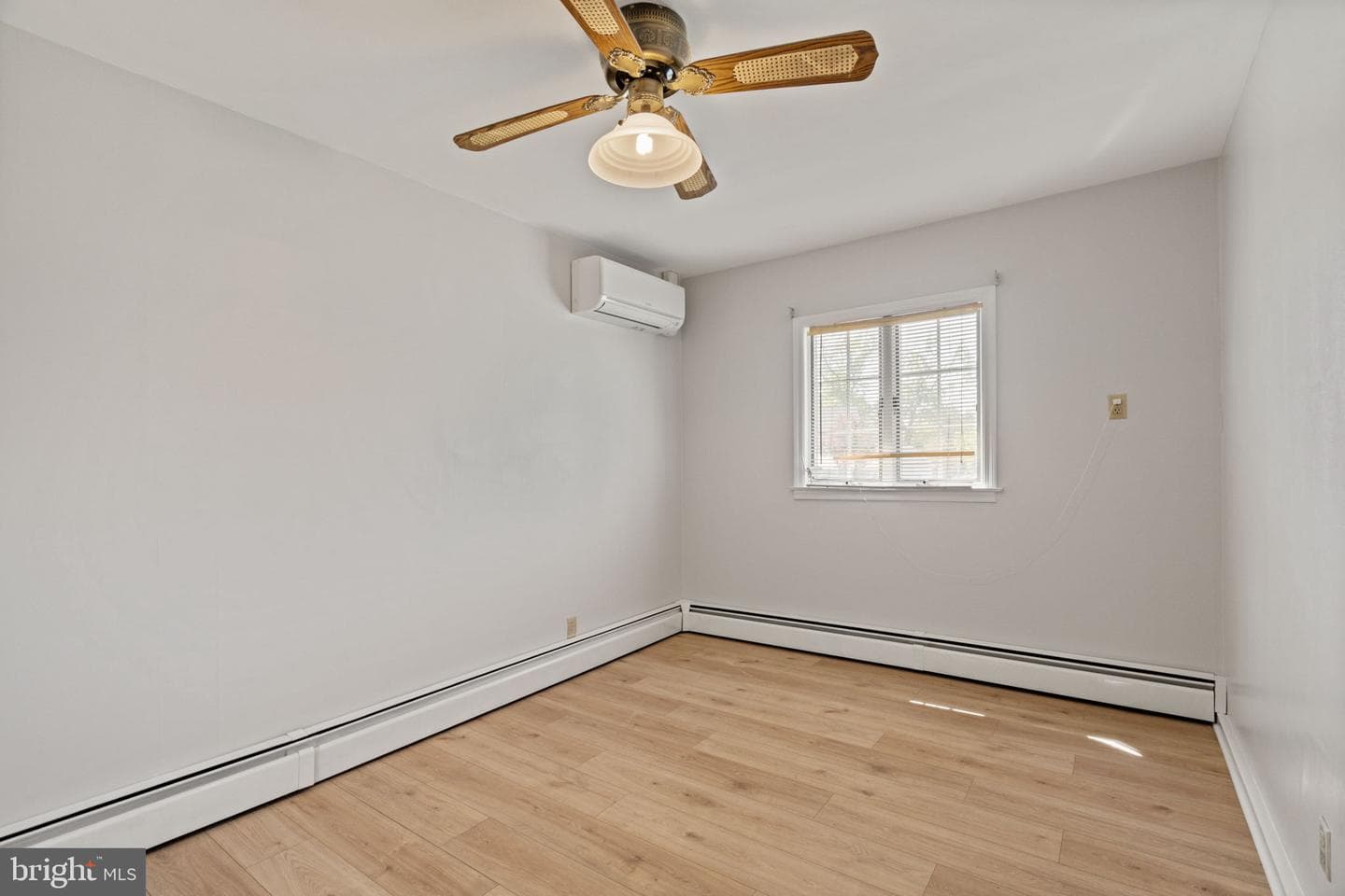 431 Marion Avenue photo 25