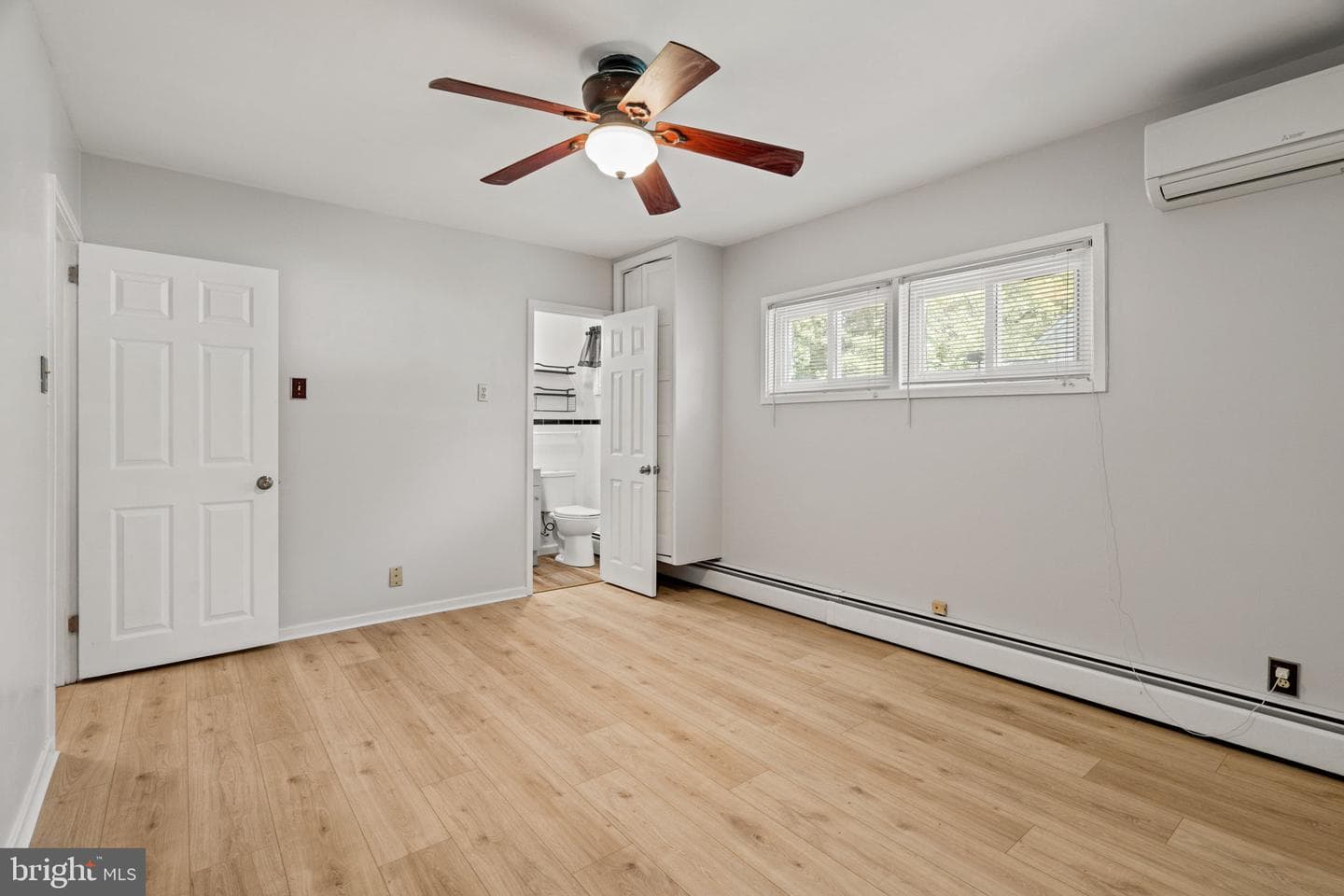 431 Marion Avenue photo 29