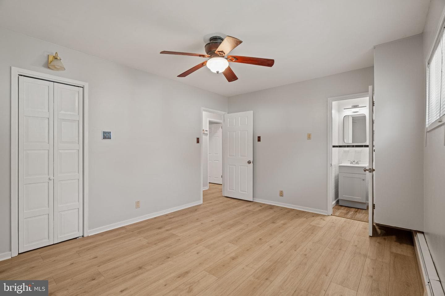 431 Marion Avenue photo 30