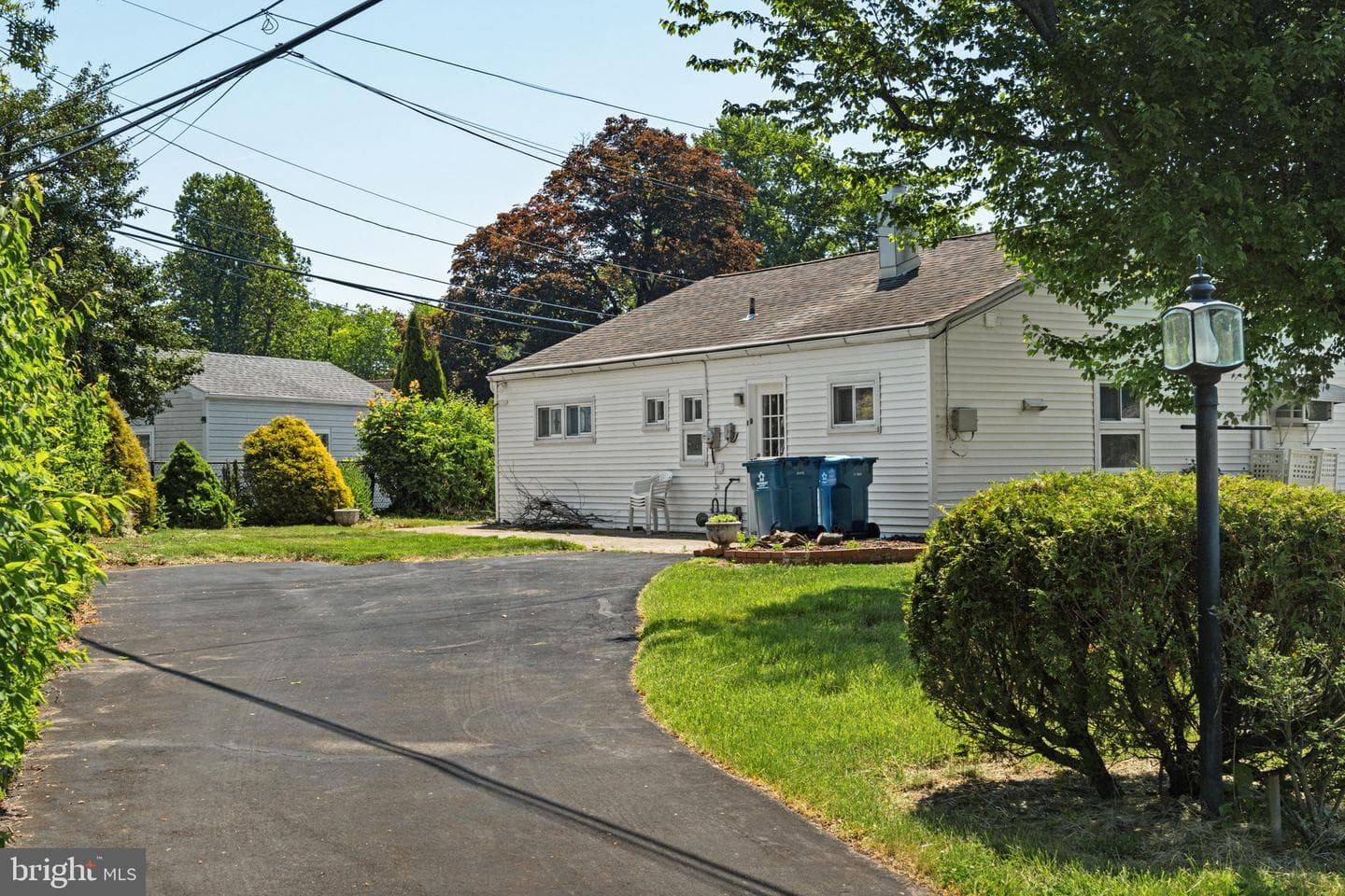 431 Marion Avenue photo 36