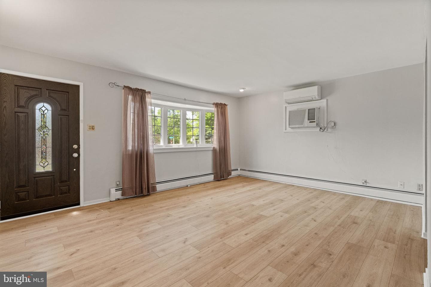 431 Marion Avenue photo 6
