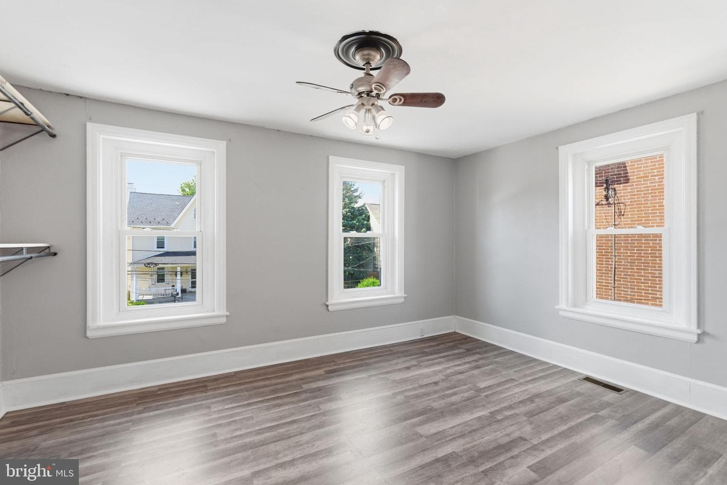 209 Susquehanna Avenue photo 13