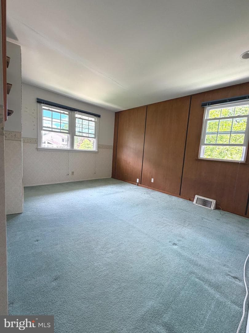 1207 Greenhill Road photo 8
