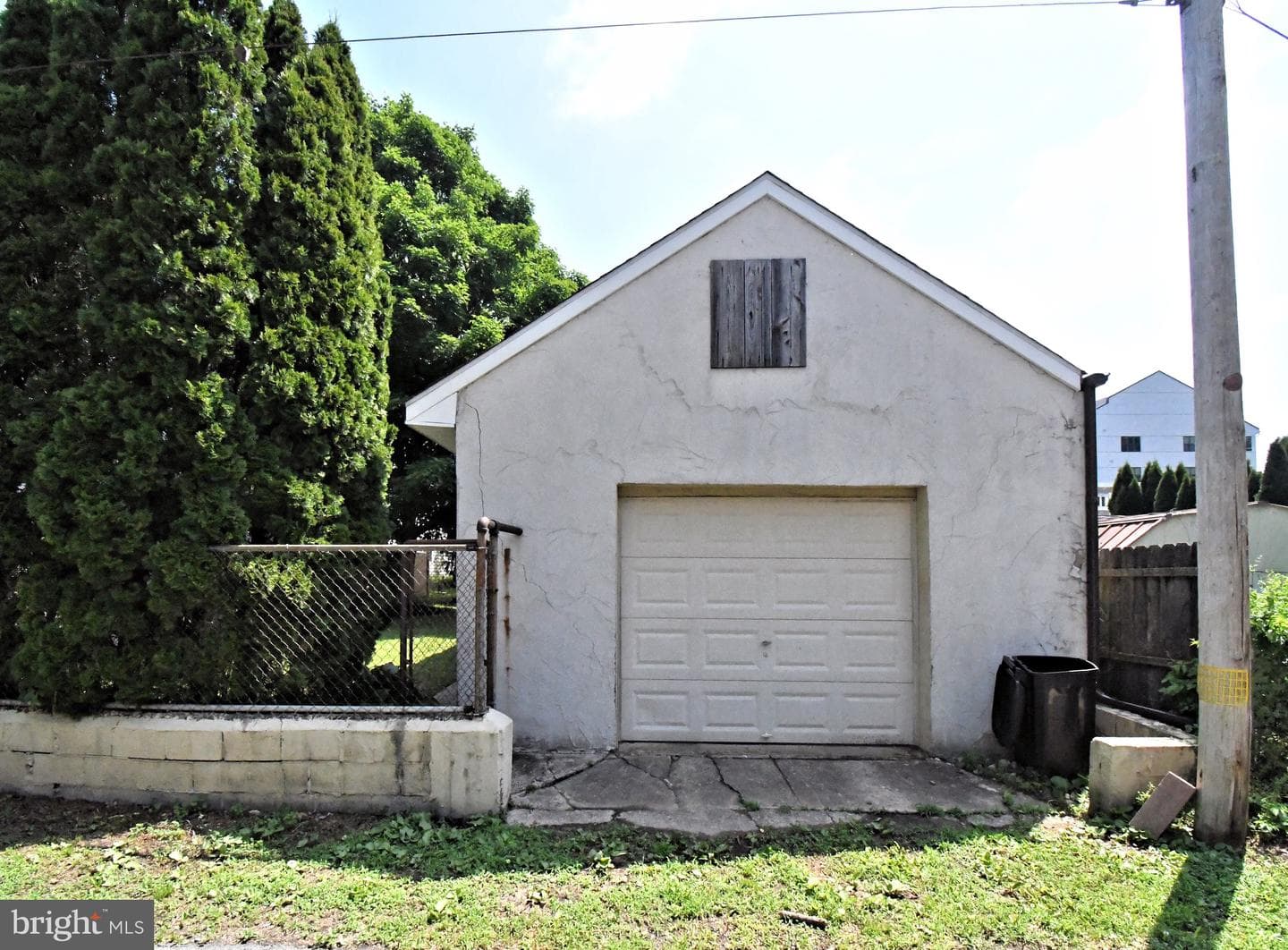 210 S Chestnut Street photo 37