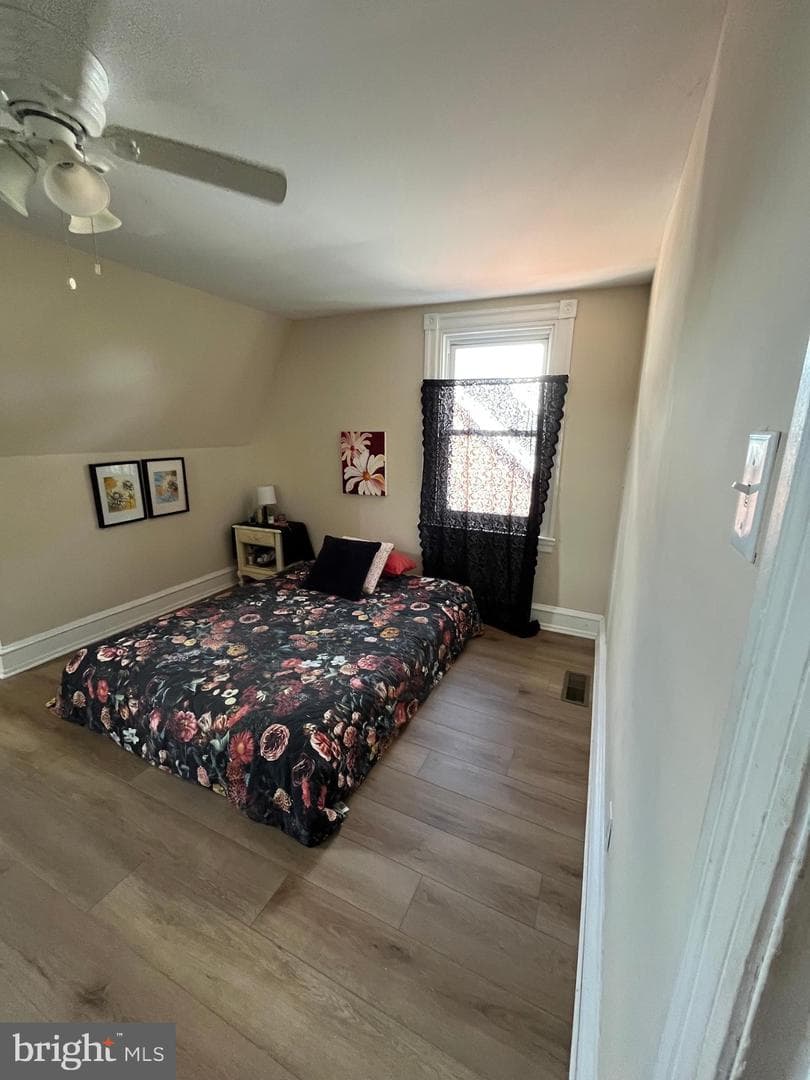 213 Ardmore Avenue photo 27
