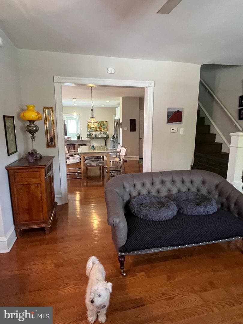 213 Ardmore Avenue photo 4