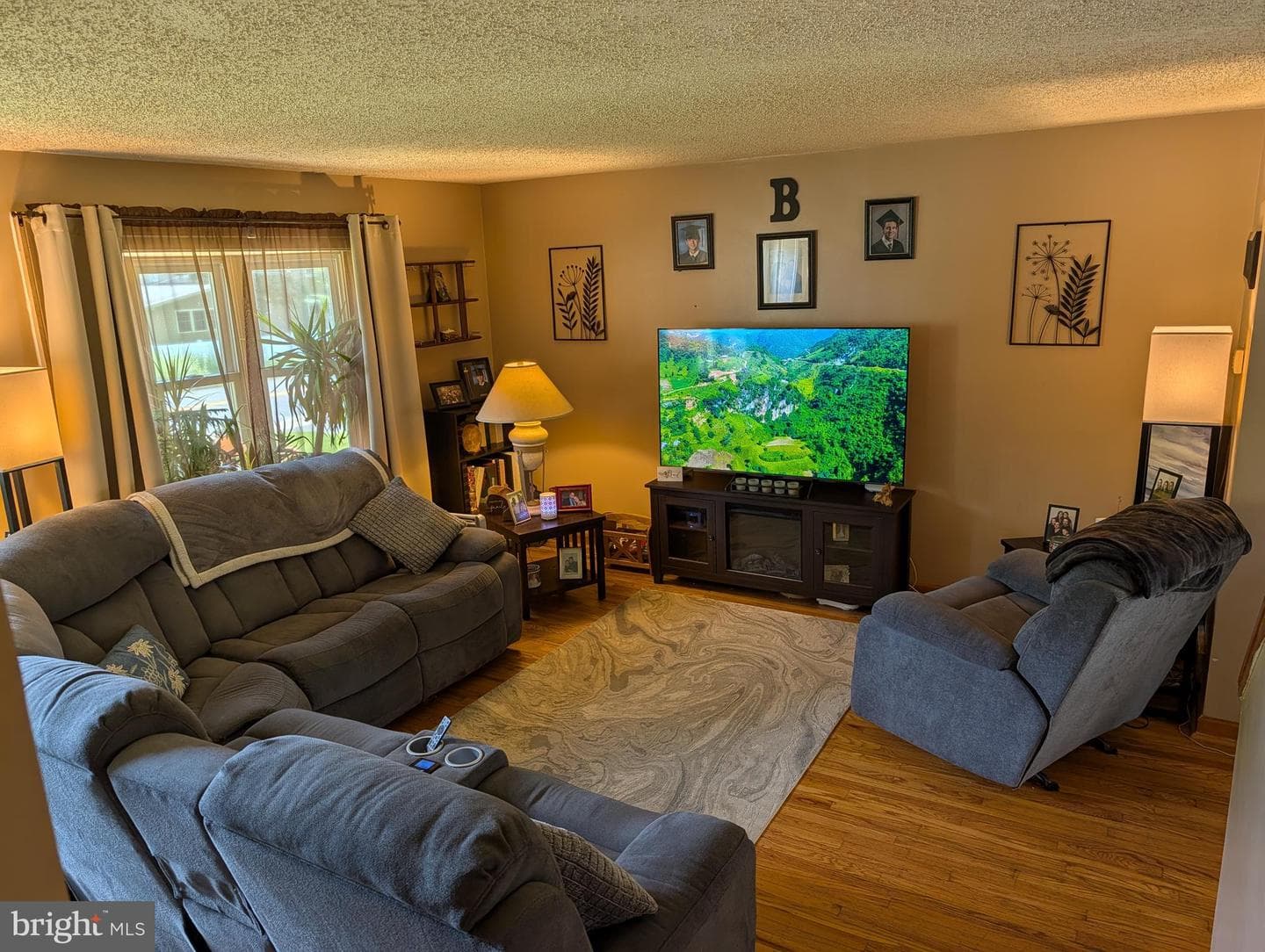 417 N Warminster Road photo 4