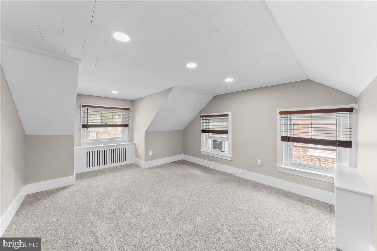 136 Walnut Street photo 20
