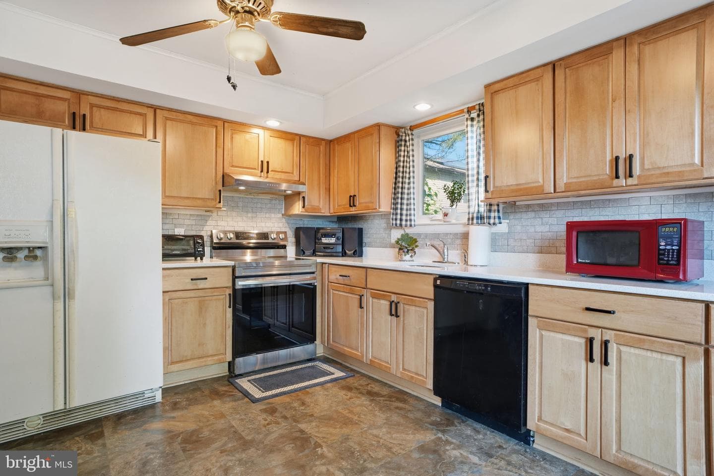 110 Horseshoe Lane photo 6
