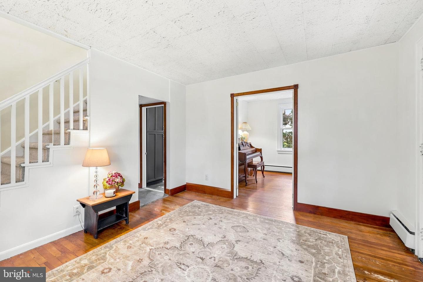 322 Cottage Avenue photo 9