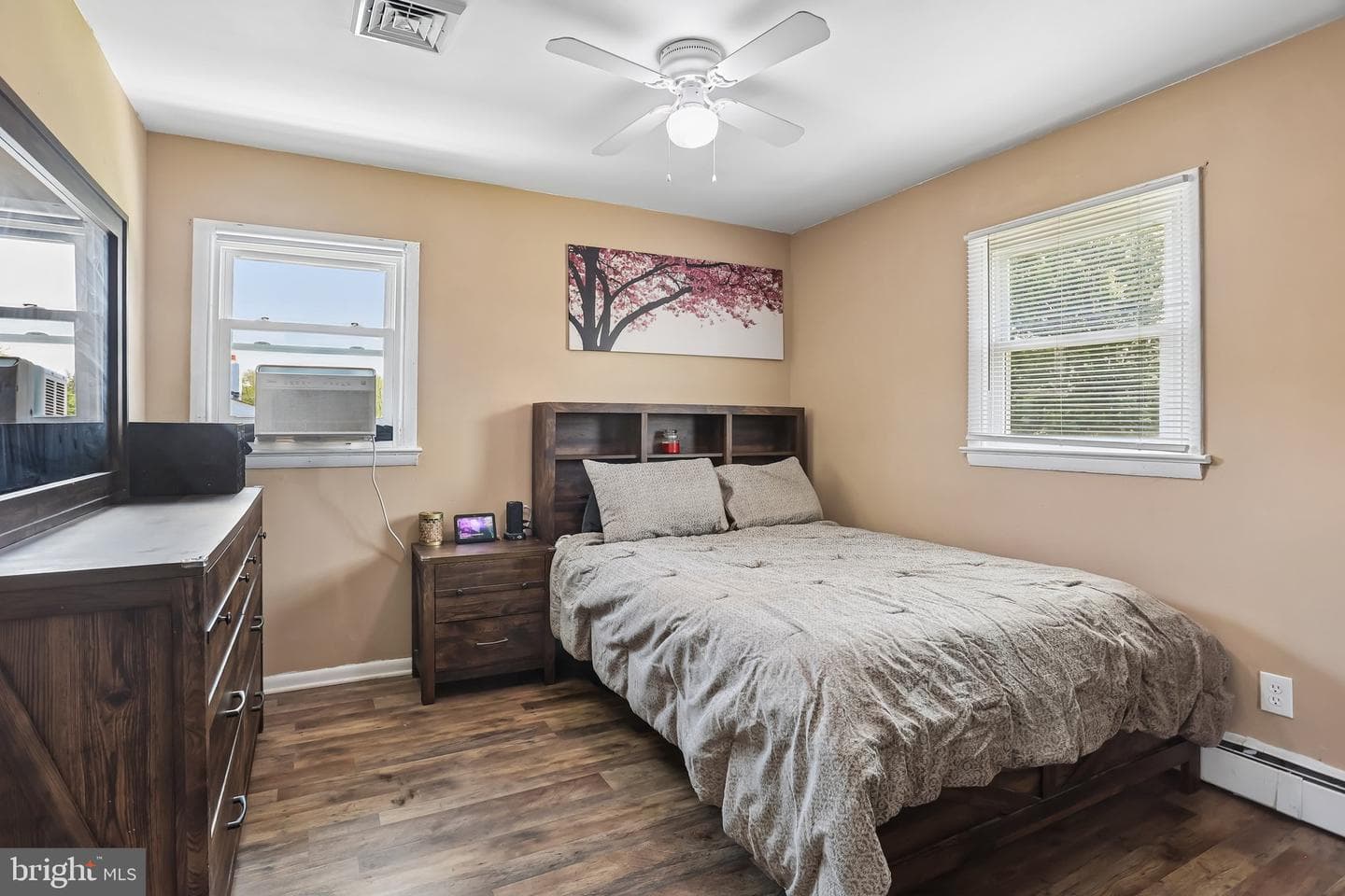 1040 East Avenue photo 14