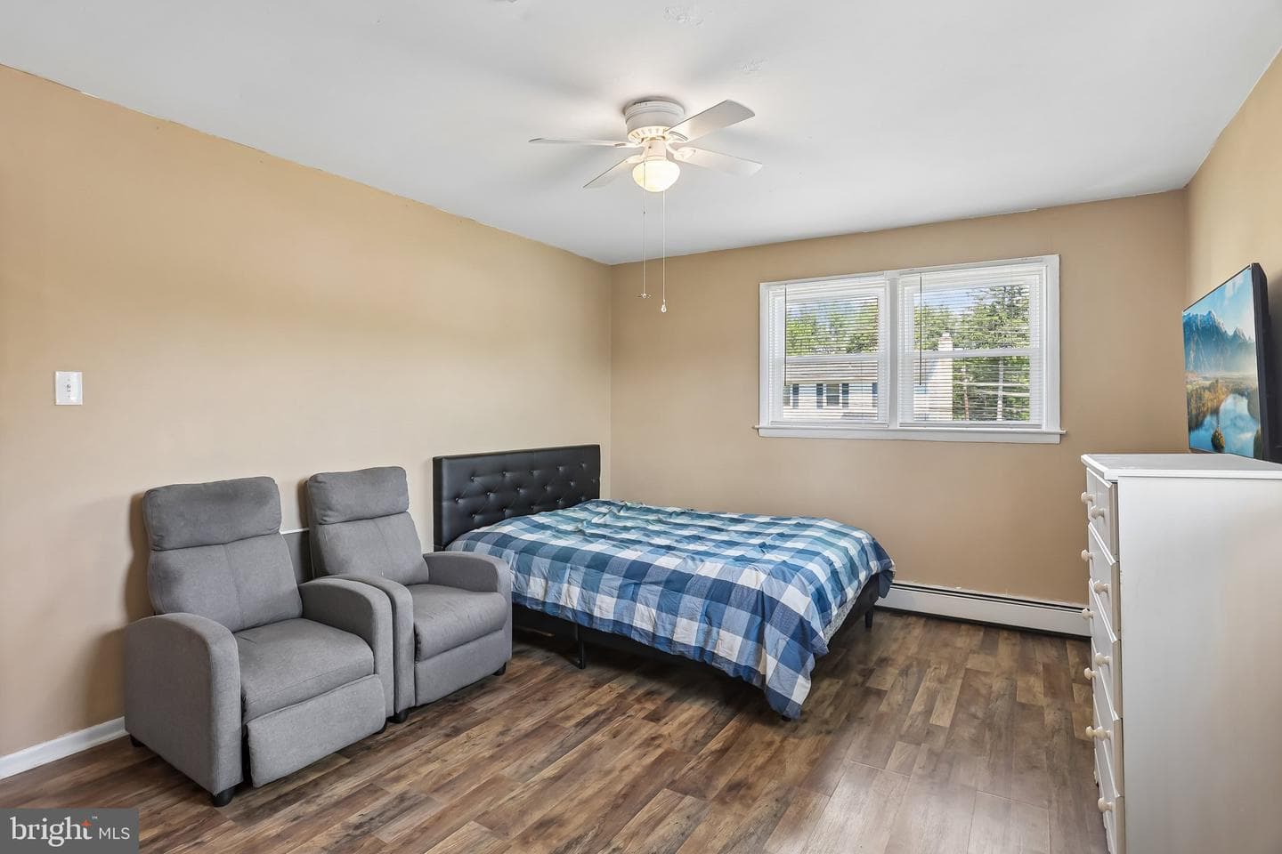 1040 East Avenue photo 17