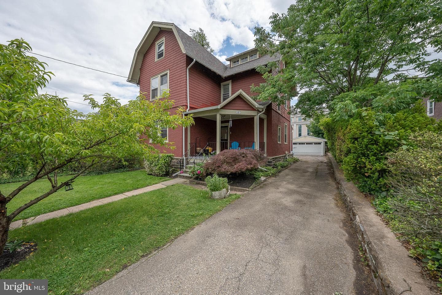 562 Barrett Avenue, Haverford