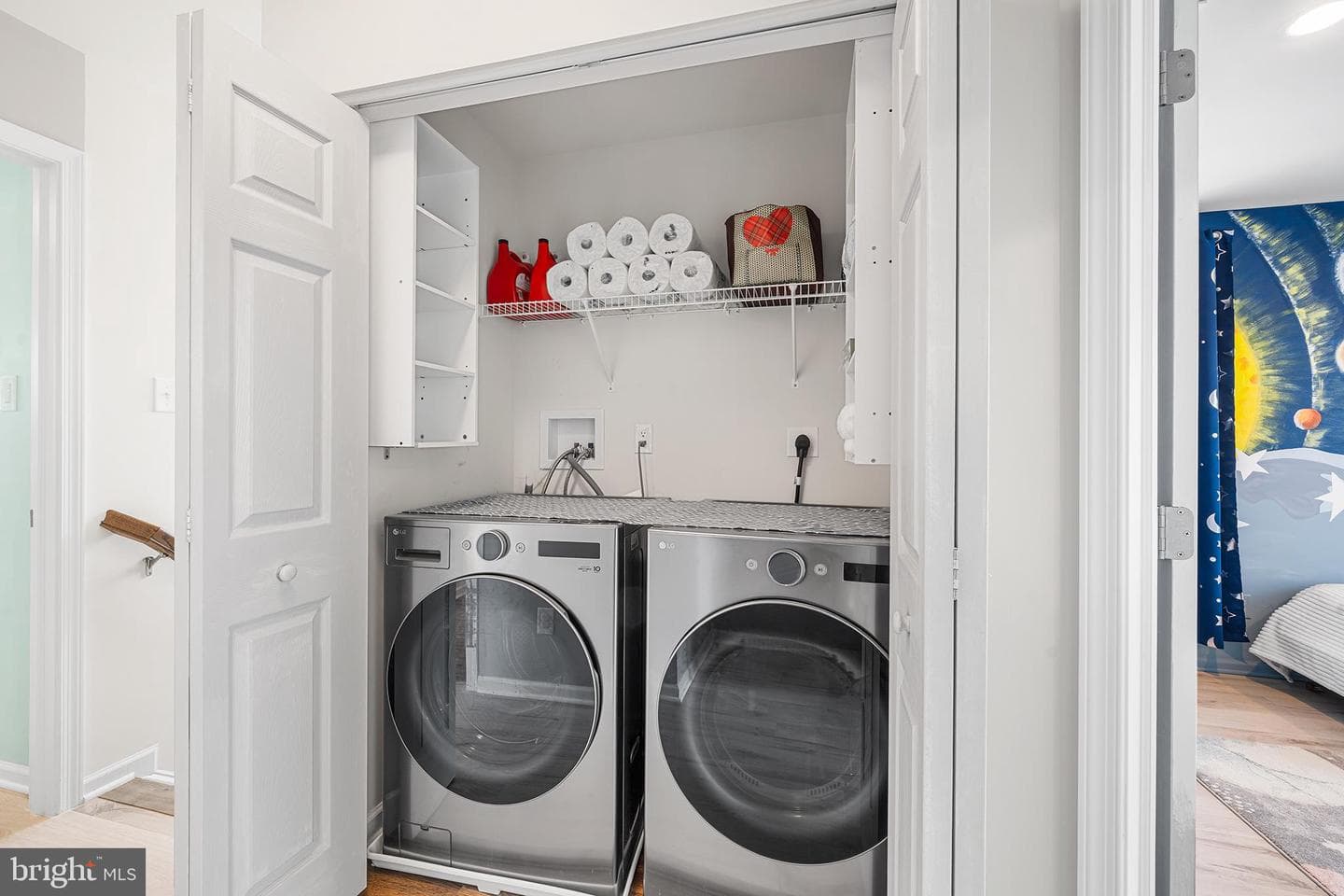 421 Ridgewood Drive photo 32