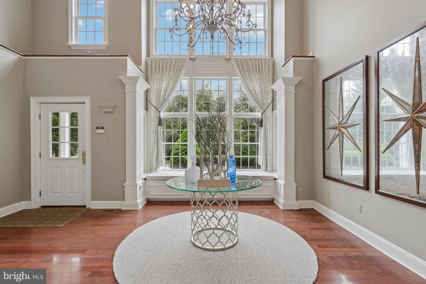 209 E Welsh Road photo 3