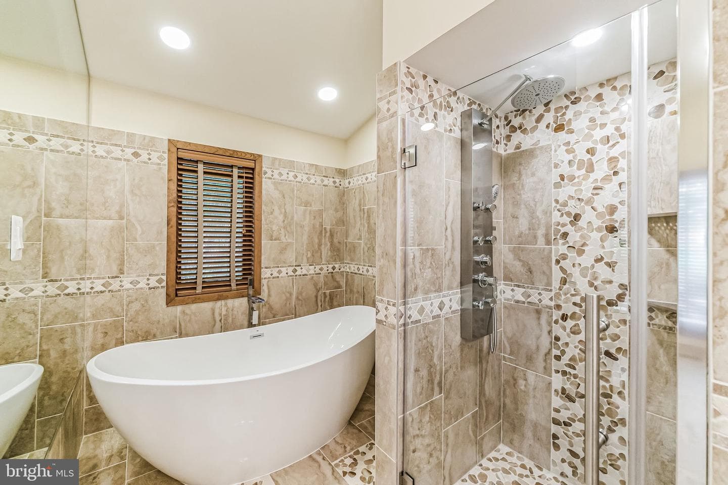468 Long Lane photo 39