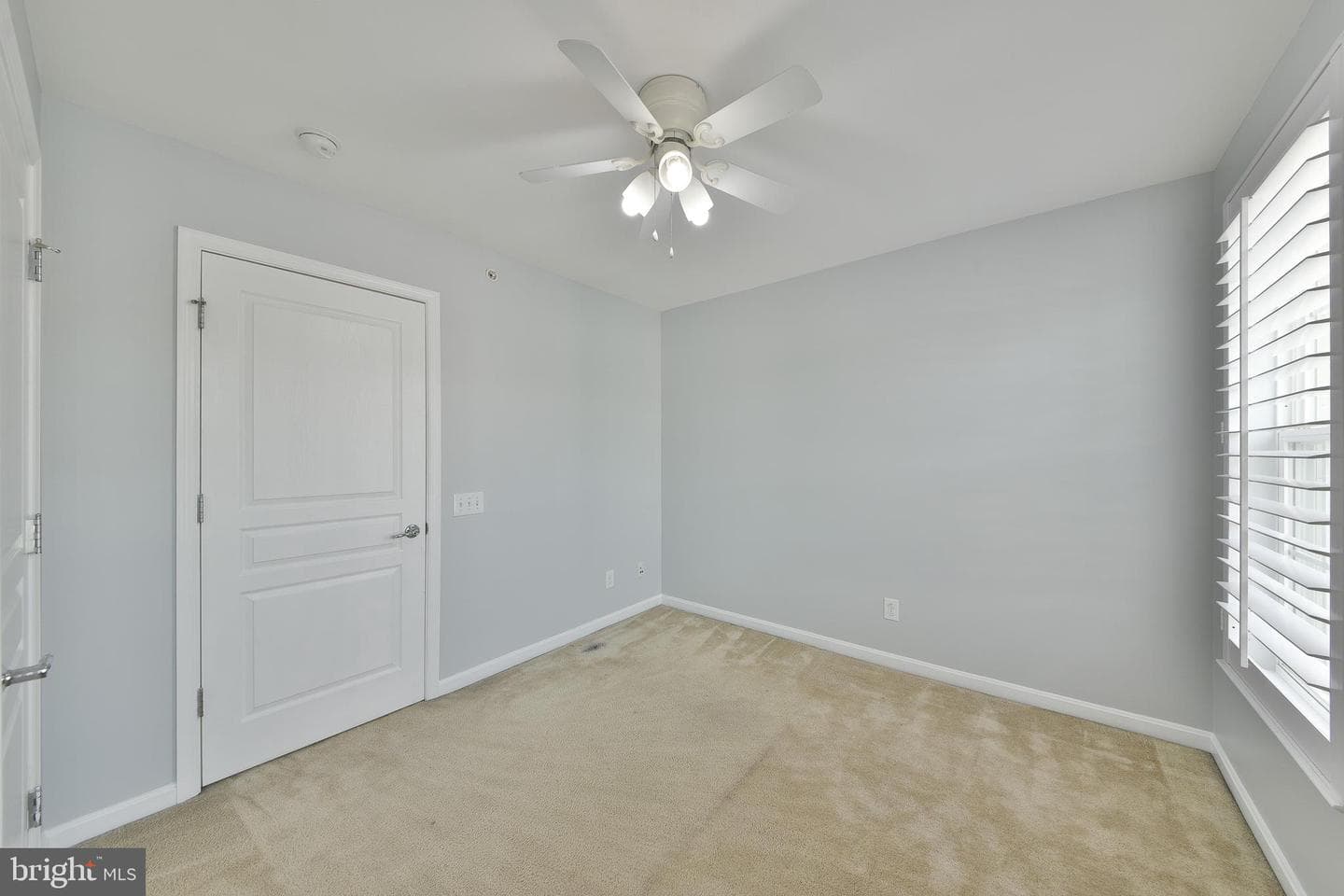 504 Ellison photo 23