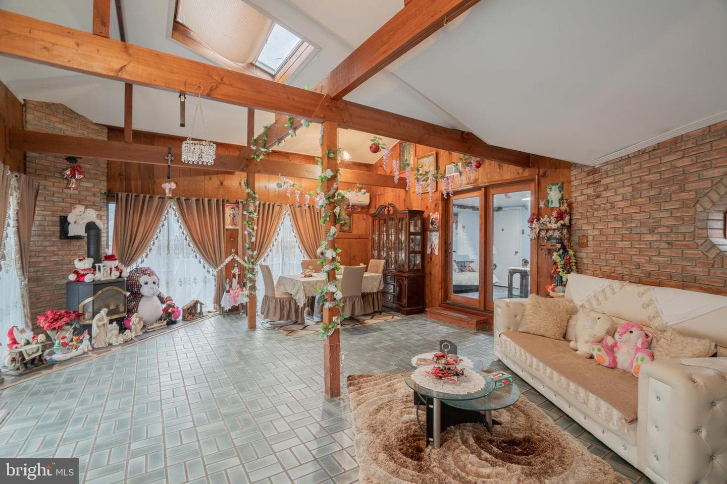 1606 N Line Street photo 33