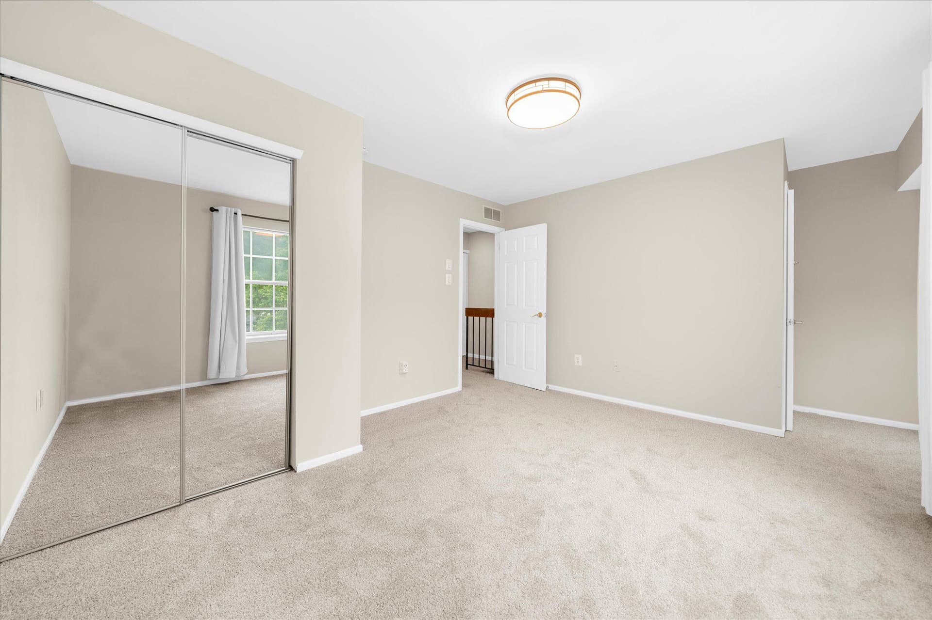 113 Macintosh Court photo 19
