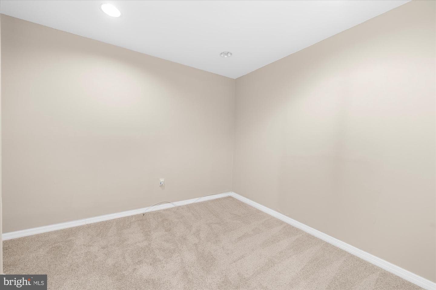113 Macintosh Court photo 25