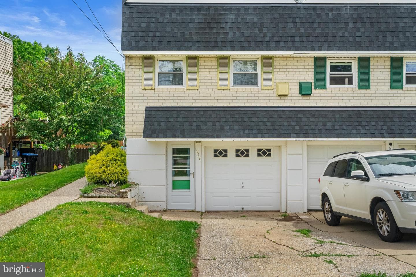 517 Glen Valley Drive photo 2