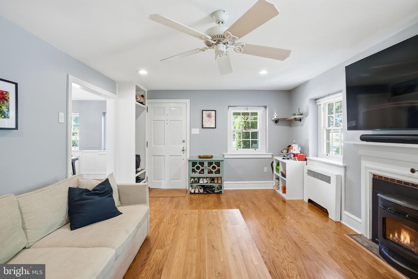 202 Hancock Avenue photo 12