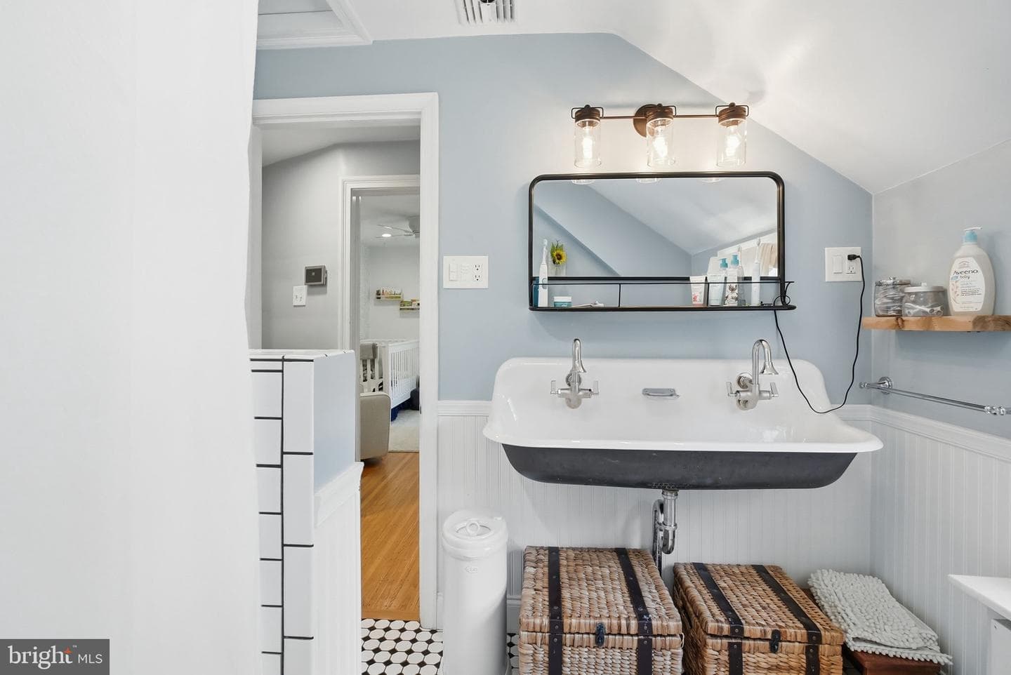 202 Hancock Avenue photo 21