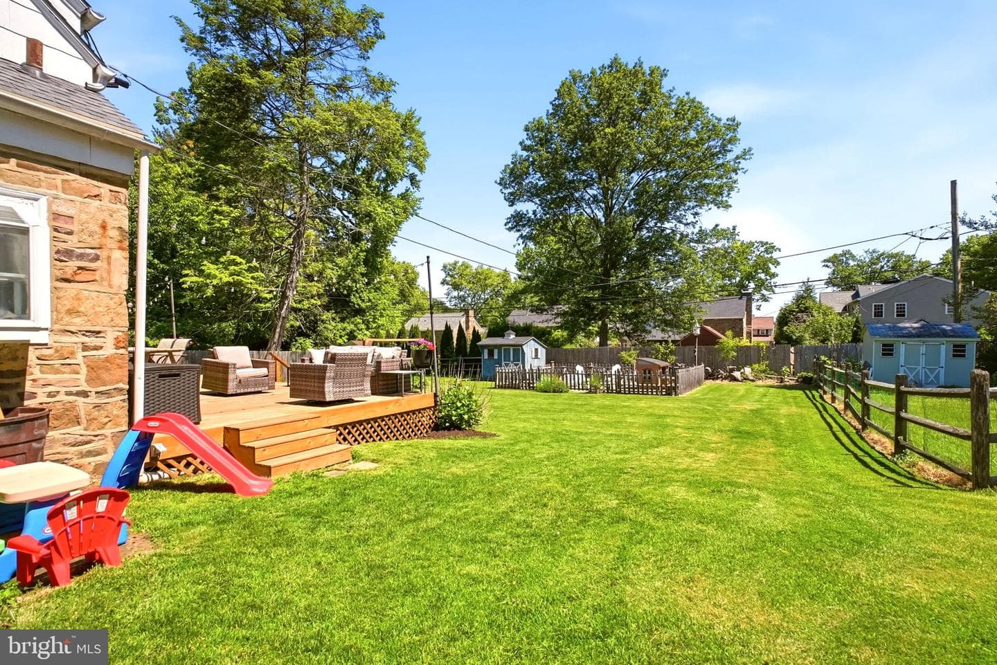 202 Hancock Avenue photo 39