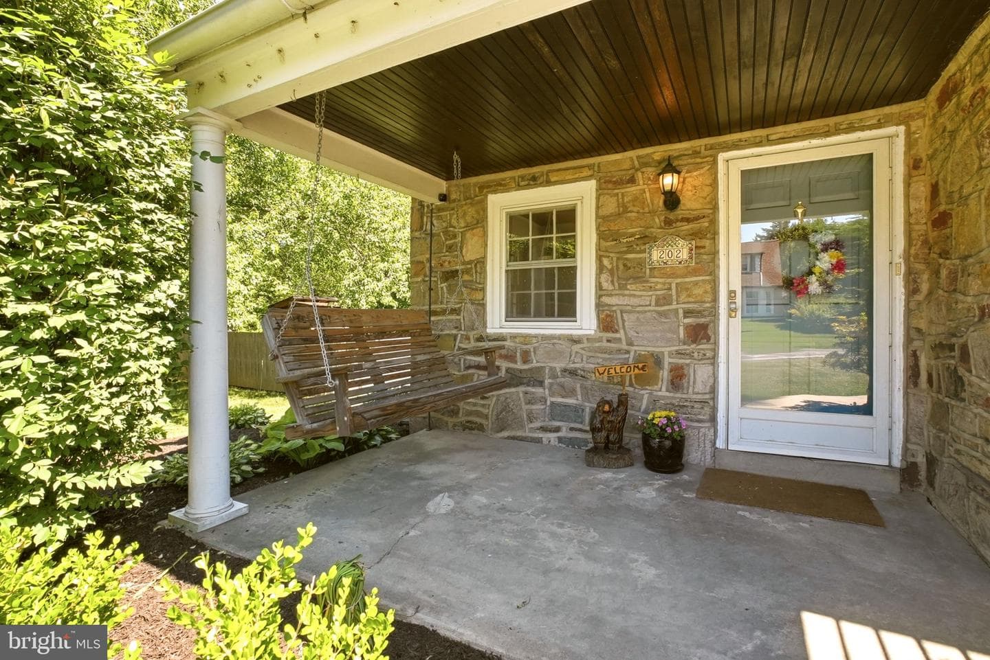 202 Hancock Avenue photo 4