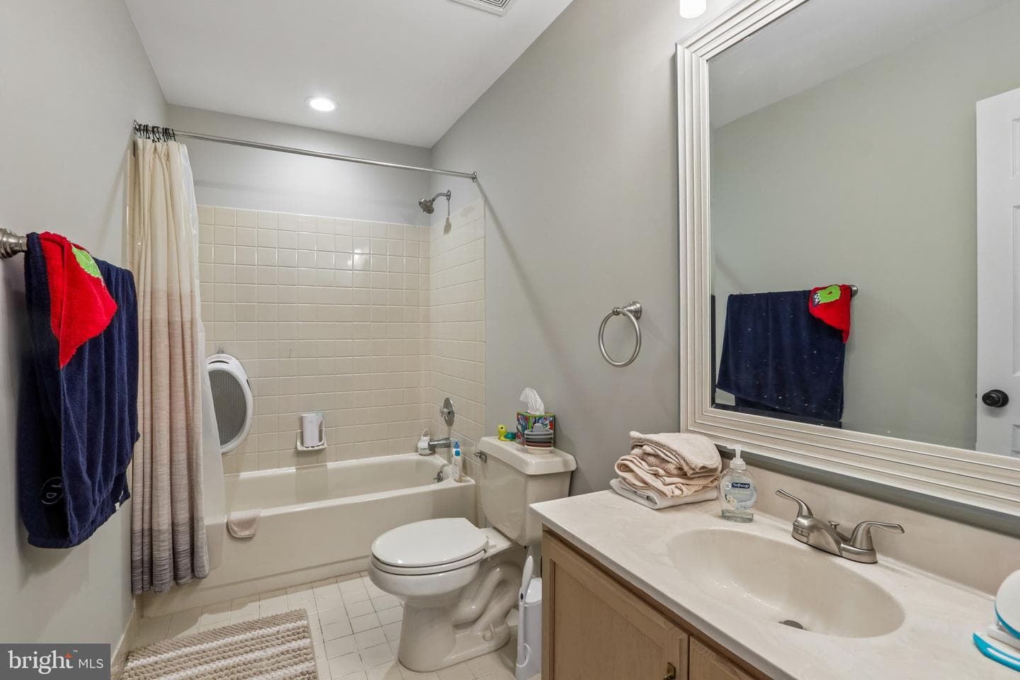 431 Country Club Drive photo 22