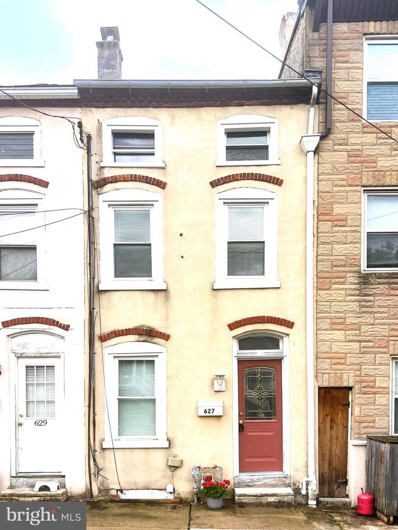 627 Spring Mill Avenue