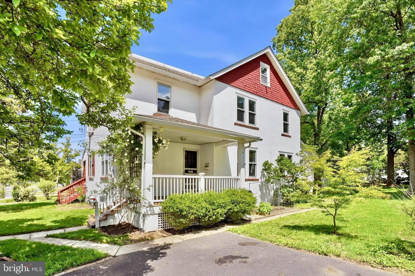 703 E Walnut Street