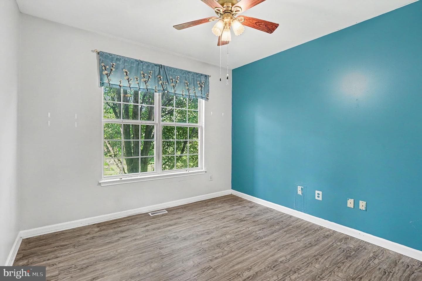 45 Jessica Circle photo 17