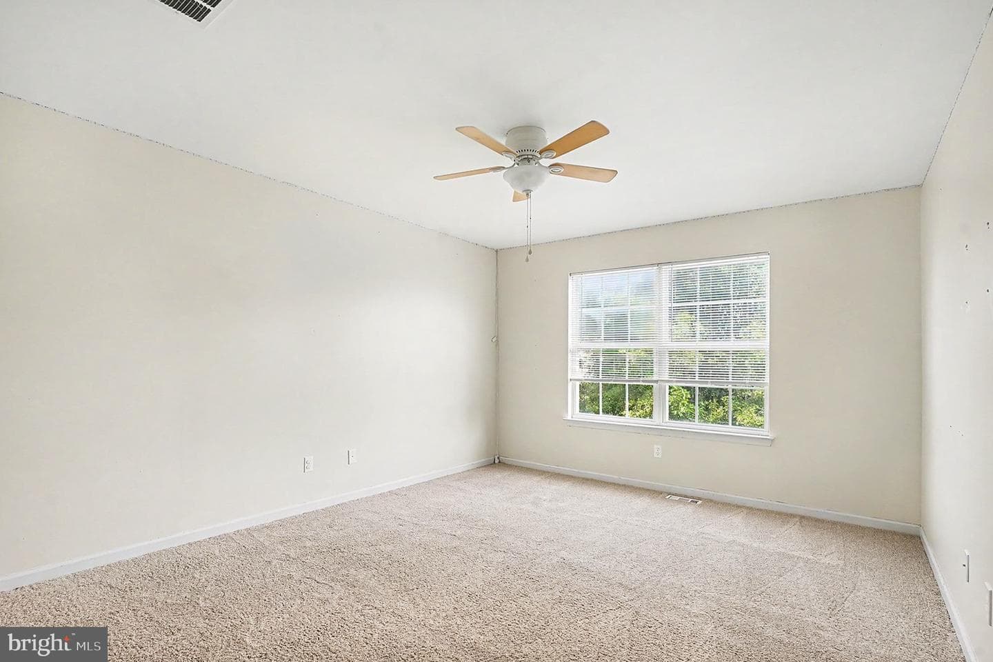 45 Jessica Circle photo 28