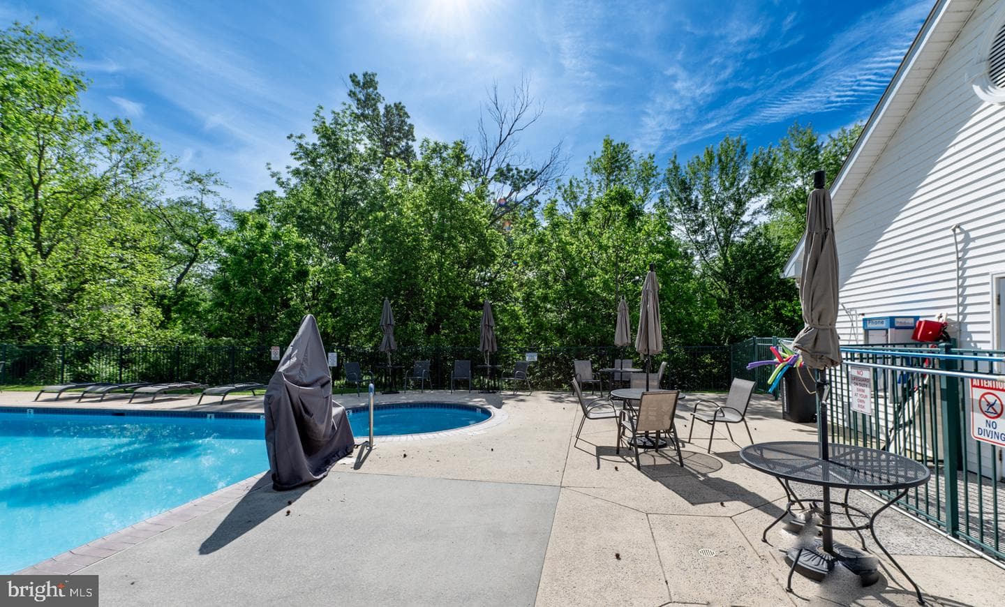 201 Village Way photo 52