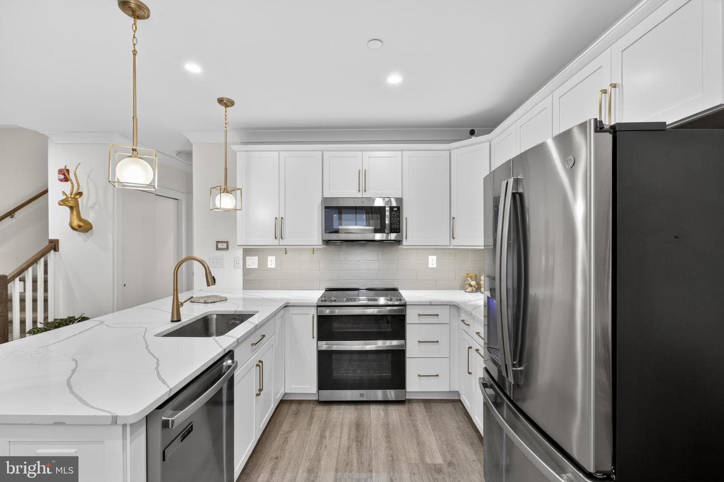 905 Riverplace Drive photo 10