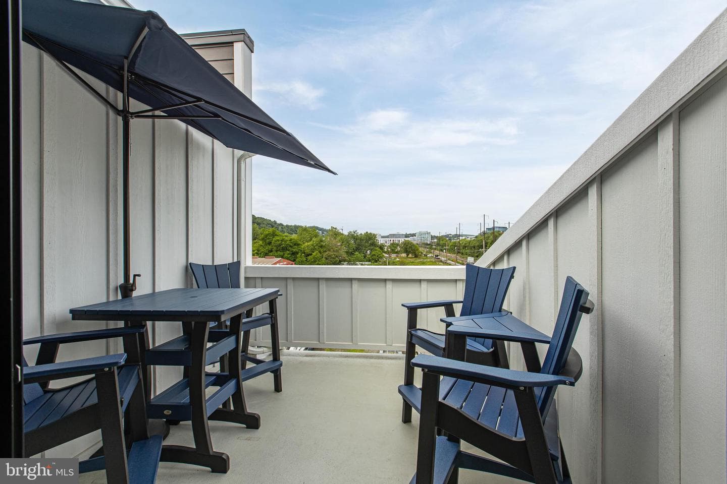 905 Riverplace Drive photo 45