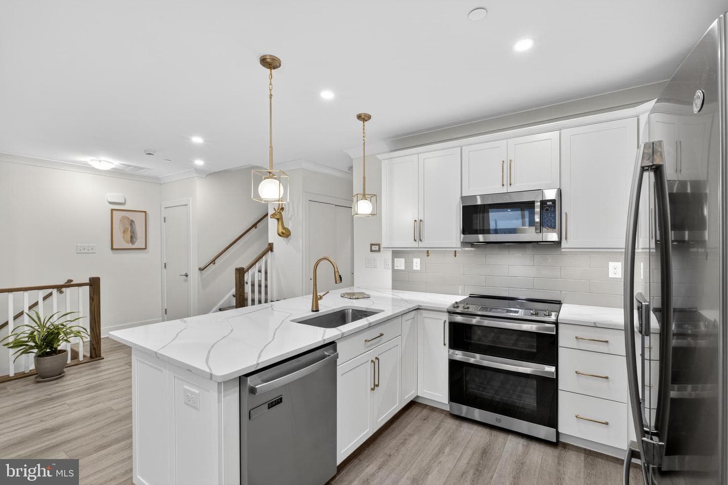 905 Riverplace Drive photo 6
