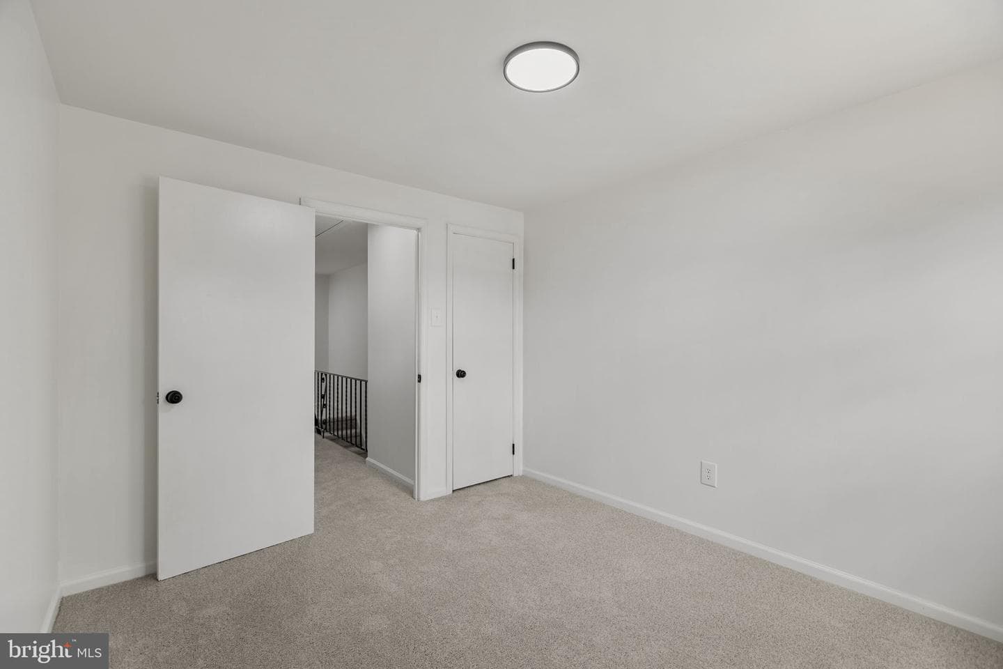 110 Orchard Court photo 27