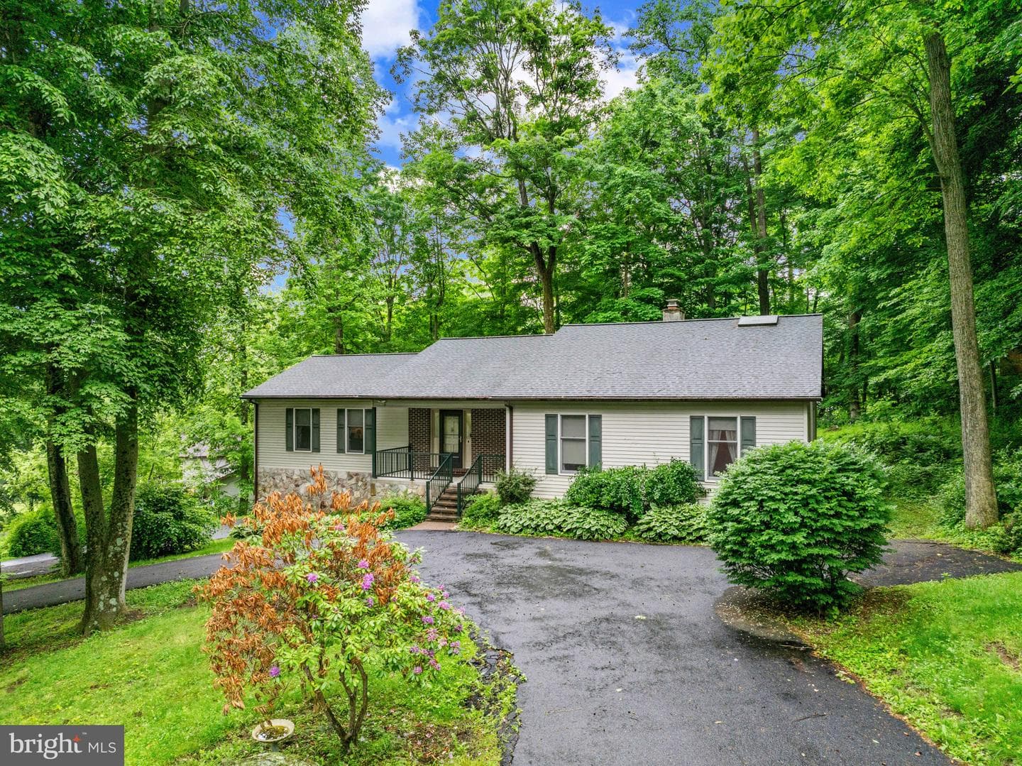 1928 Mimosa Lane photo 6