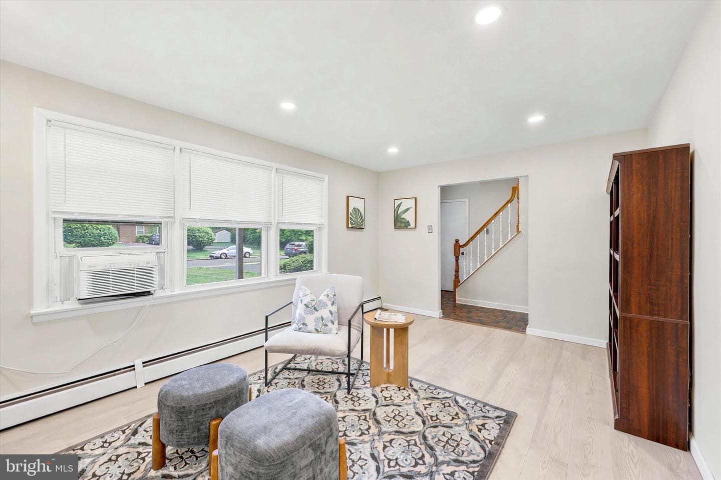 1421 Cathys Lane photo 4