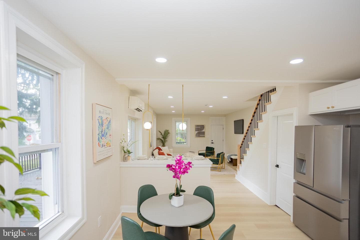 139 W Walnut Street photo 14