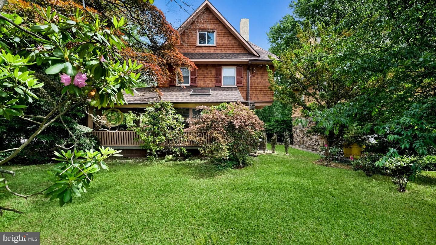 104 Edgehill Road